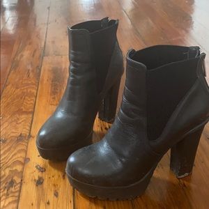 Steven madden heeled black boots